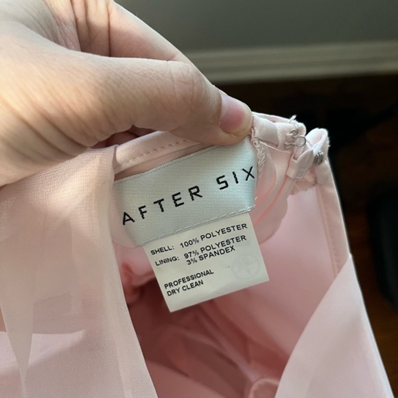 After six bridesmaid dress. size 10. style w8026. cap sleeve w/ matching shawl - Picture 5 of 16